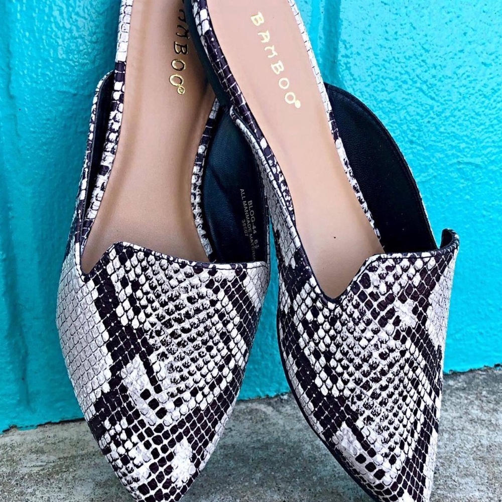 BAMBOO Snake Casual Flat Mules 5.5-10